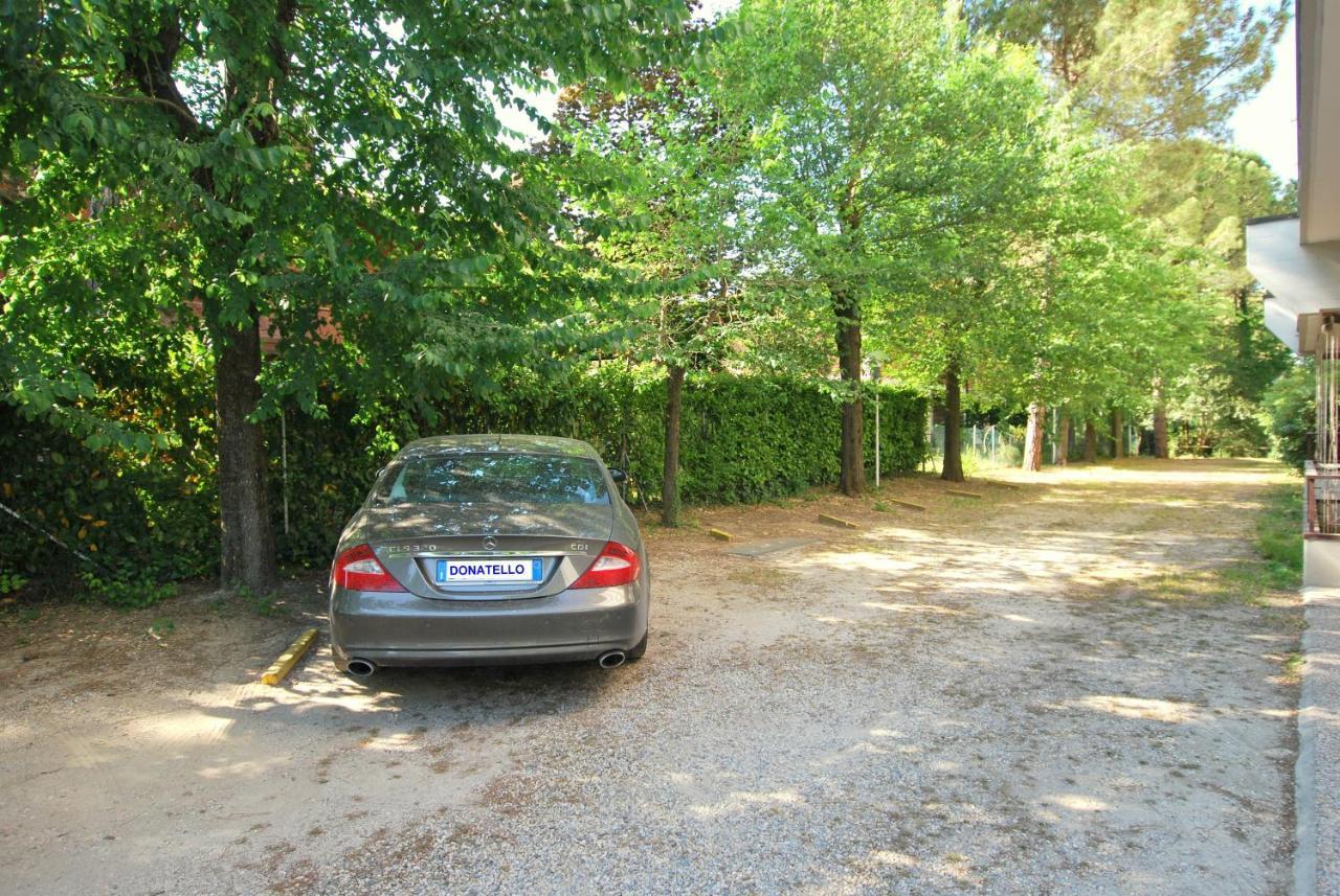 Lignano With Pool Apartment Lignano Sabbiadoro Luaran gambar